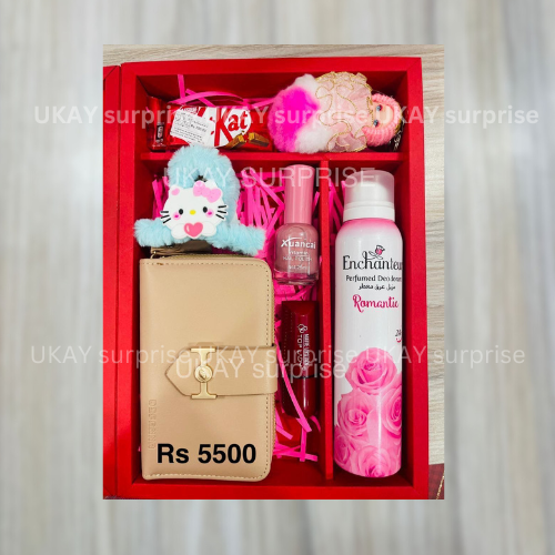 Gift box 16 (2).png